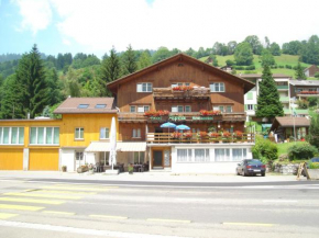  Hotel Alpina  Альт-Санкт-Йохан
